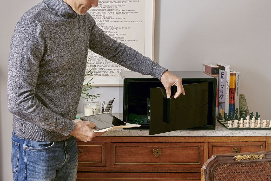 Fashionable home safe