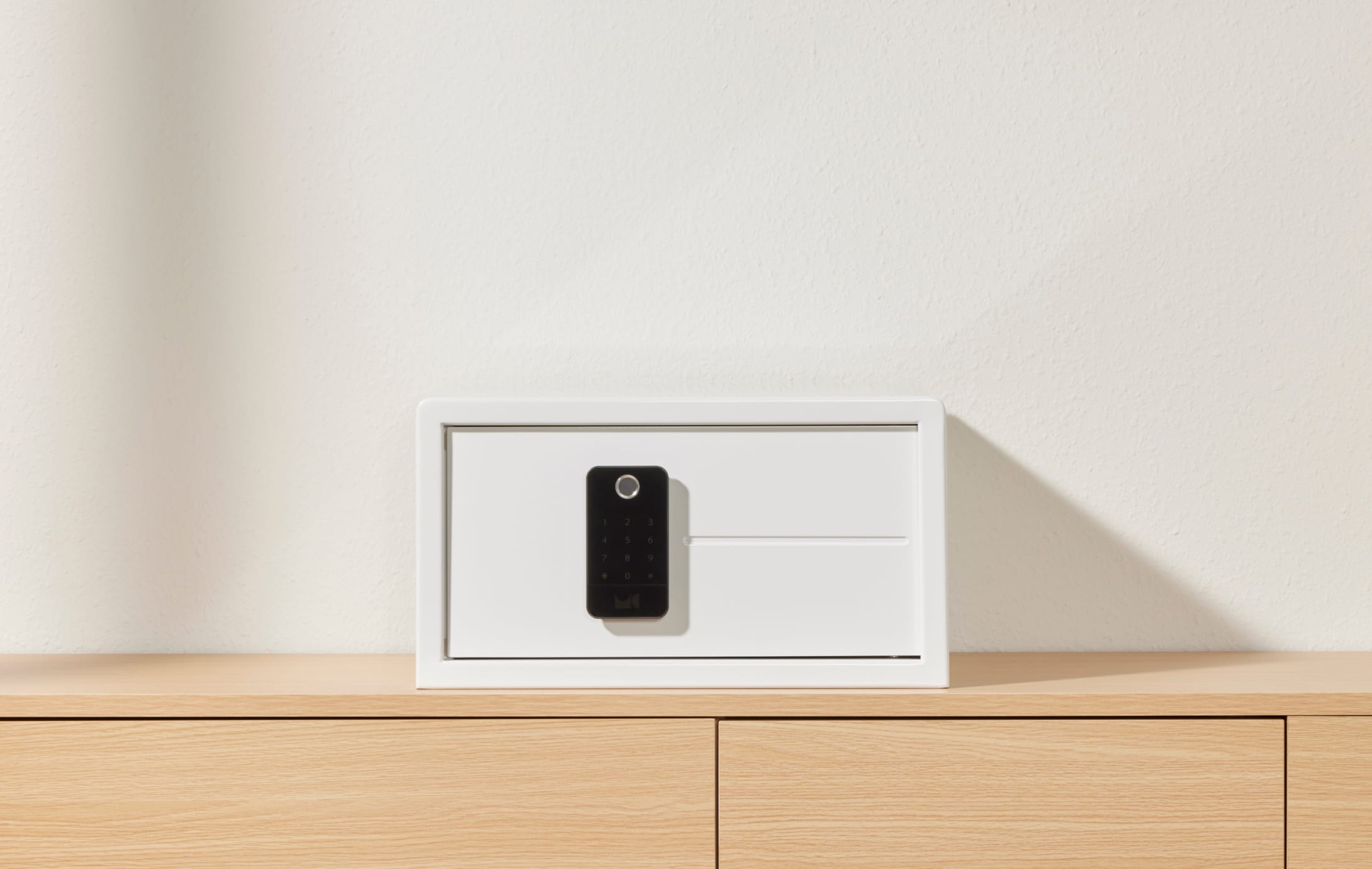 A white Biocube Mini sitting at a straight angle